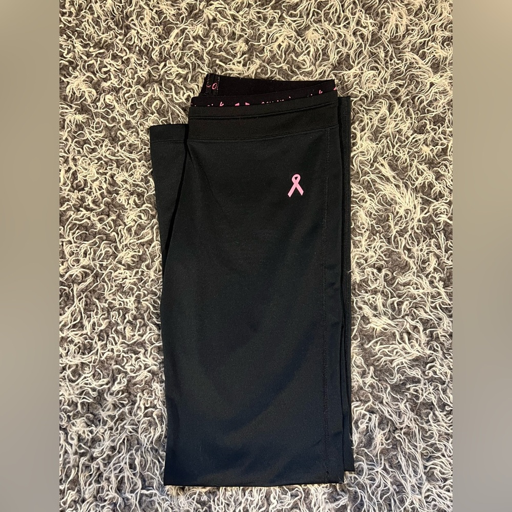 Under Armour Black Fitted Performance Leggings - image 2